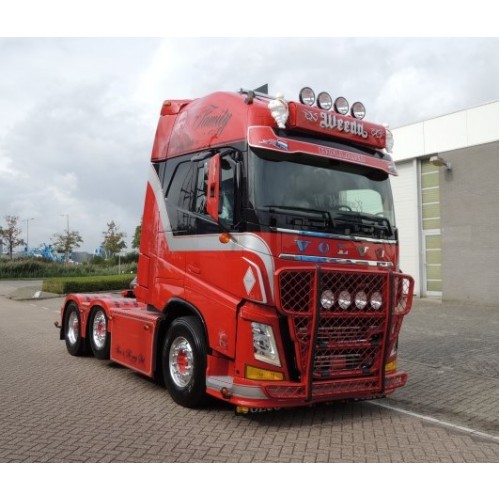 Tekno Volvo Fh Globetrotter Xl X Twin Steer Weeda Mayans